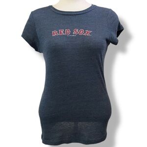 Vintage Y2K Women's MLB Boston Red Sox T Shirt 5th & Ocean Women's LARGE
